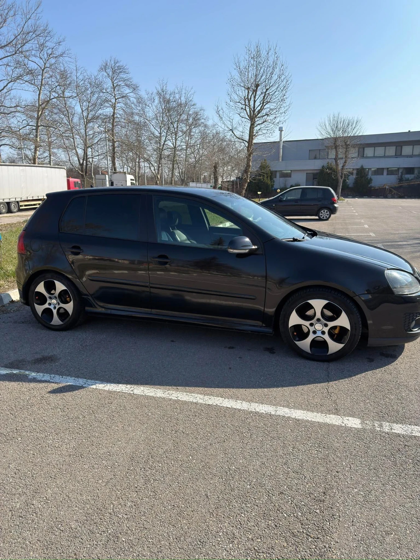 VW Golf 1.9 TDI, снимка 3 - Автомобили и джипове - 55059739