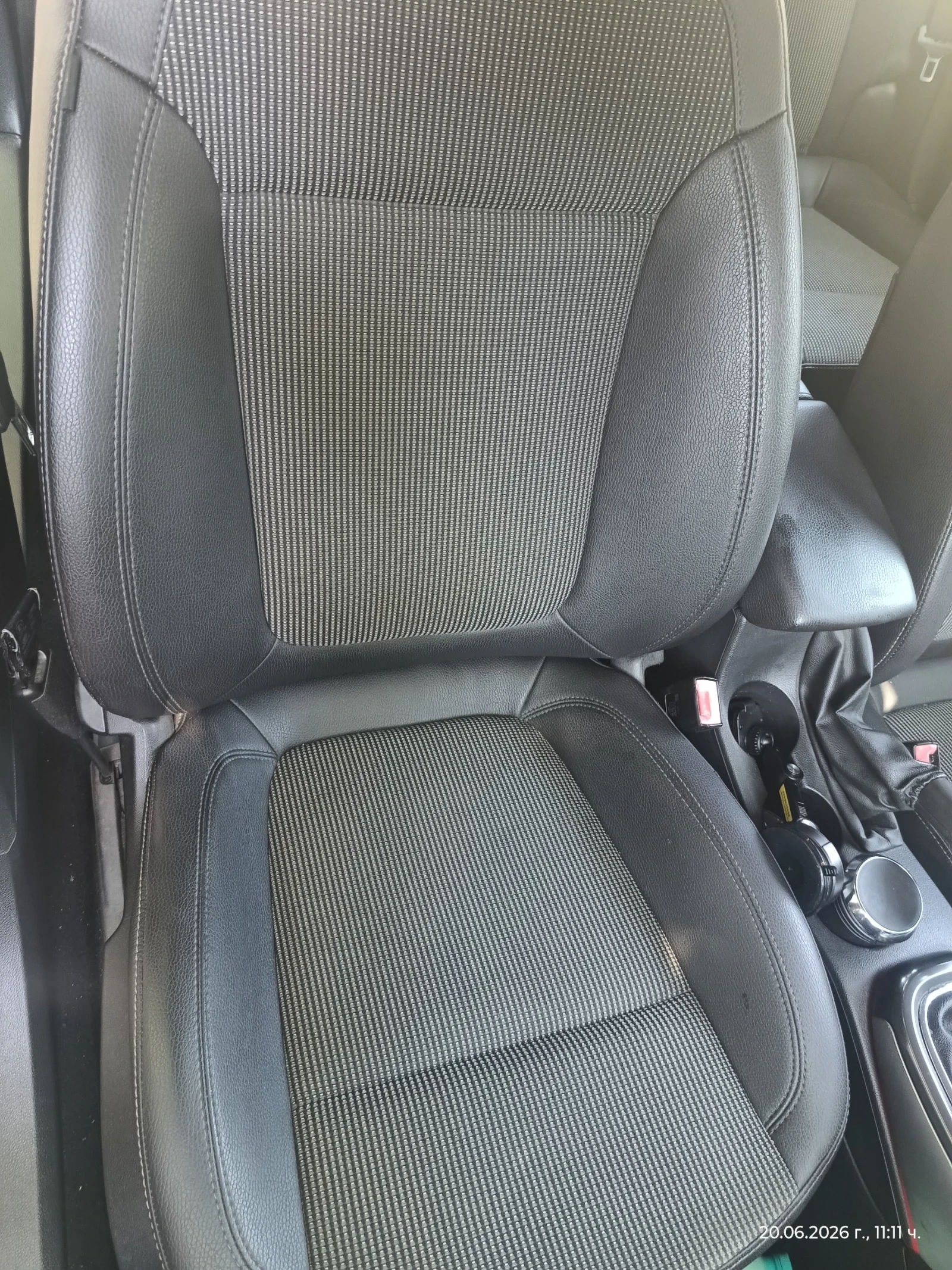 Opel Astra 1.7 cdti, снимка 11 - Автомобили и джипове - 55162642