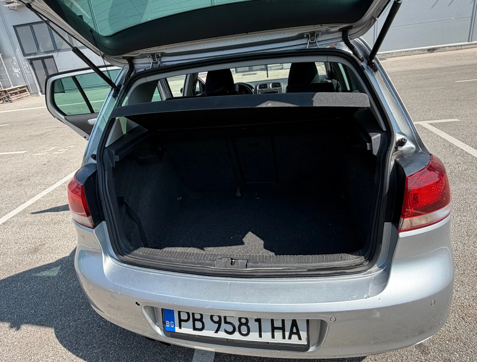 VW Golf, снимка 13 - Автомобили и джипове - 55617931