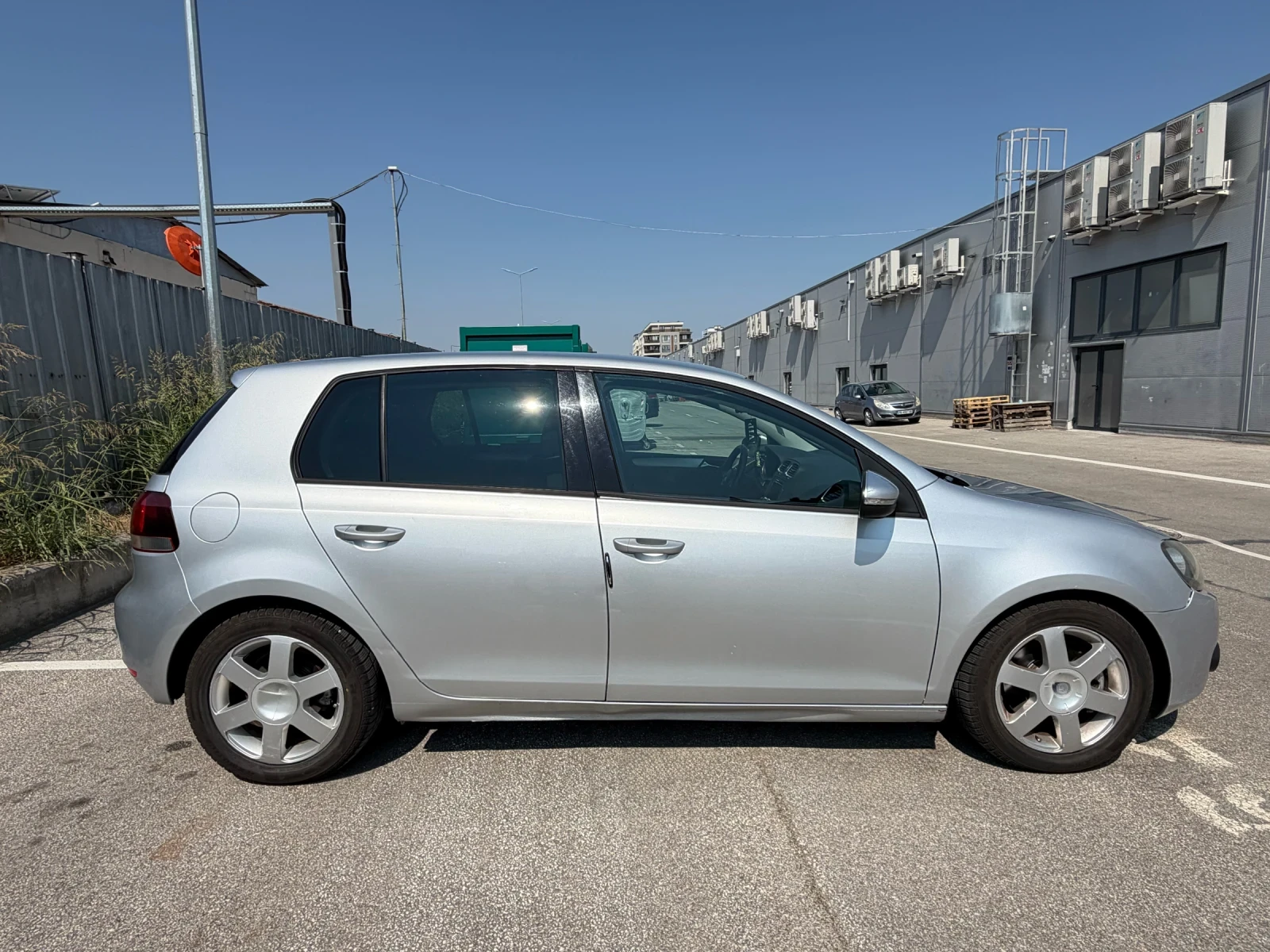 VW Golf, снимка 4 - Автомобили и джипове - 55617931