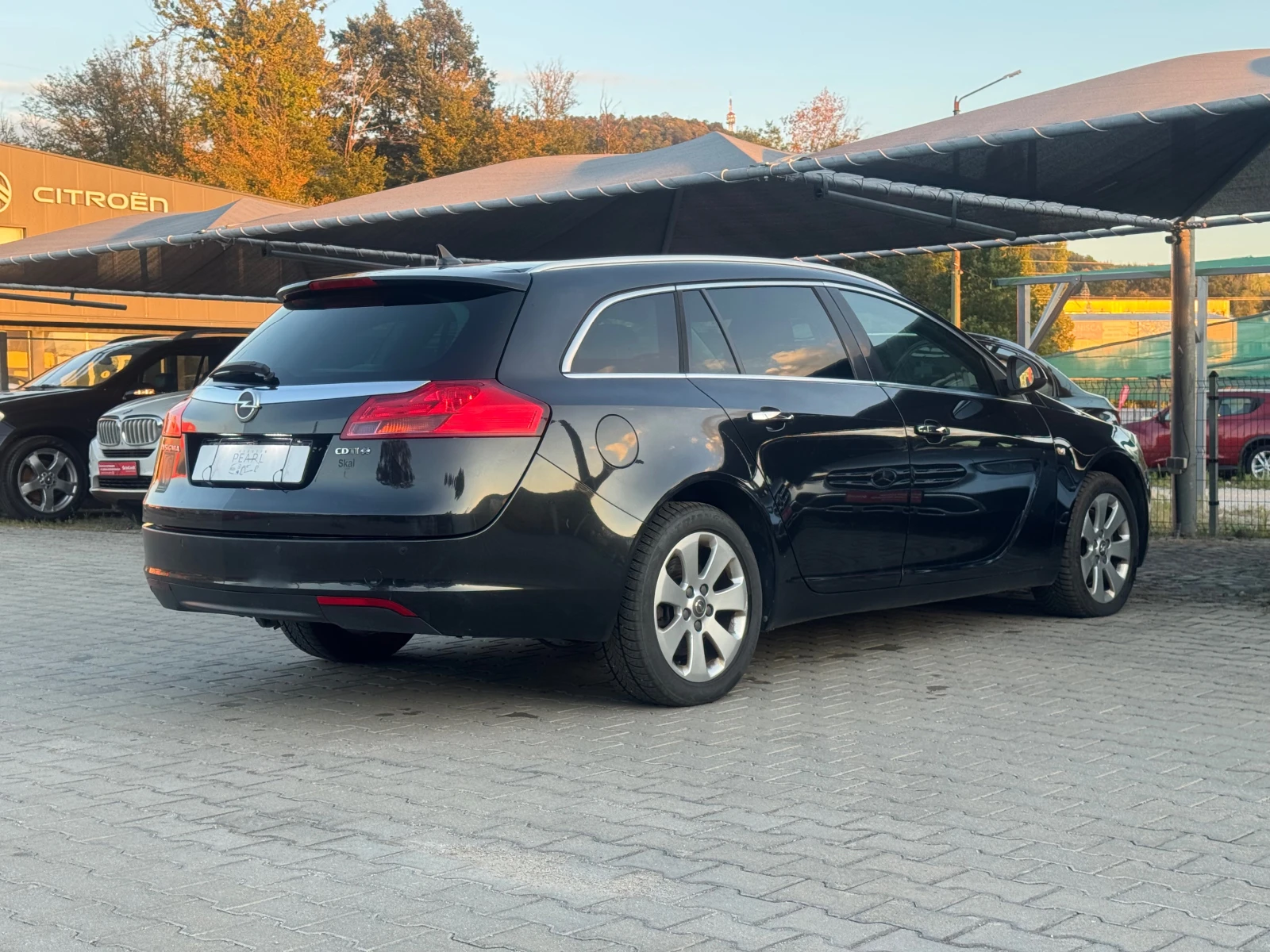 Opel Insignia, снимка 5 - Автомобили и джипове - 56132198