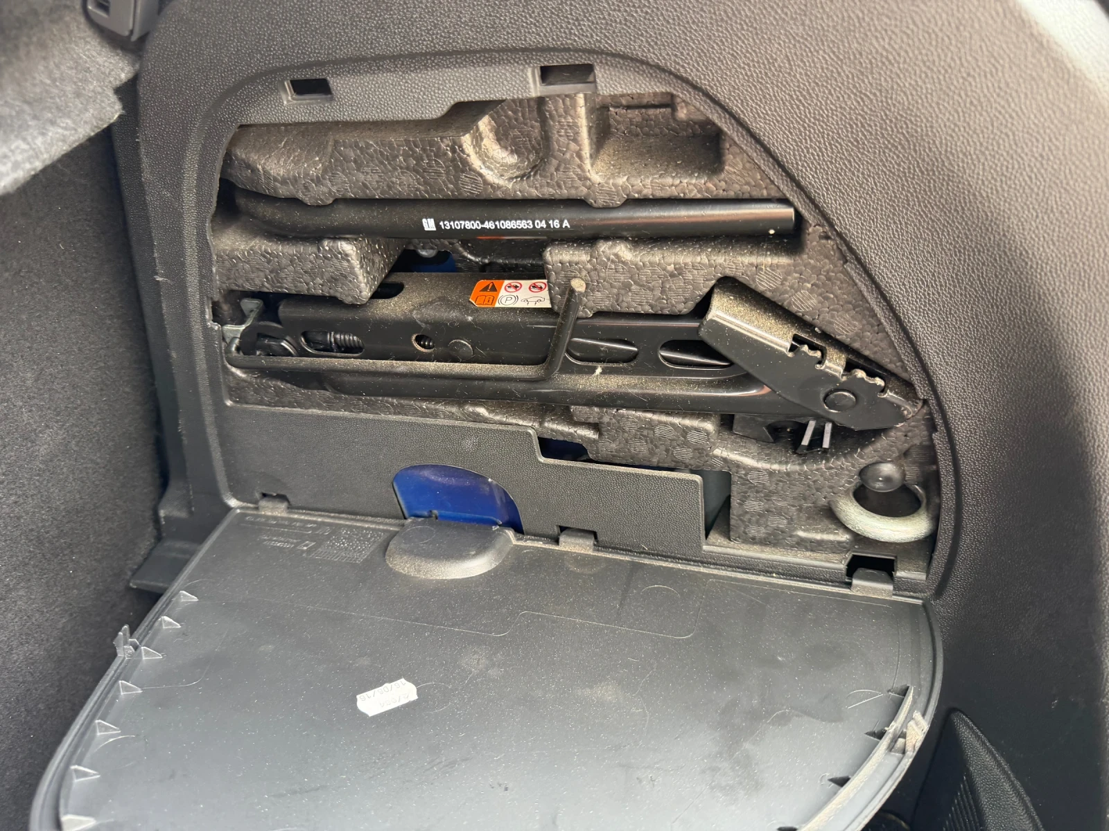 Opel Corsa 1.3CDTI 95к.с. КЛИМА ГЕРМАНИЯ ЕВРО6, снимка 6 - Автомобили и джипове - 56185602