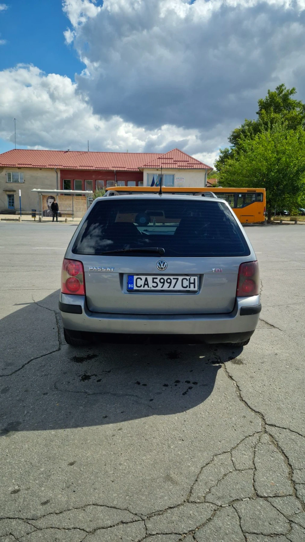 VW Passat 1.9TDI, снимка 3 - Автомобили и джипове - 56208682