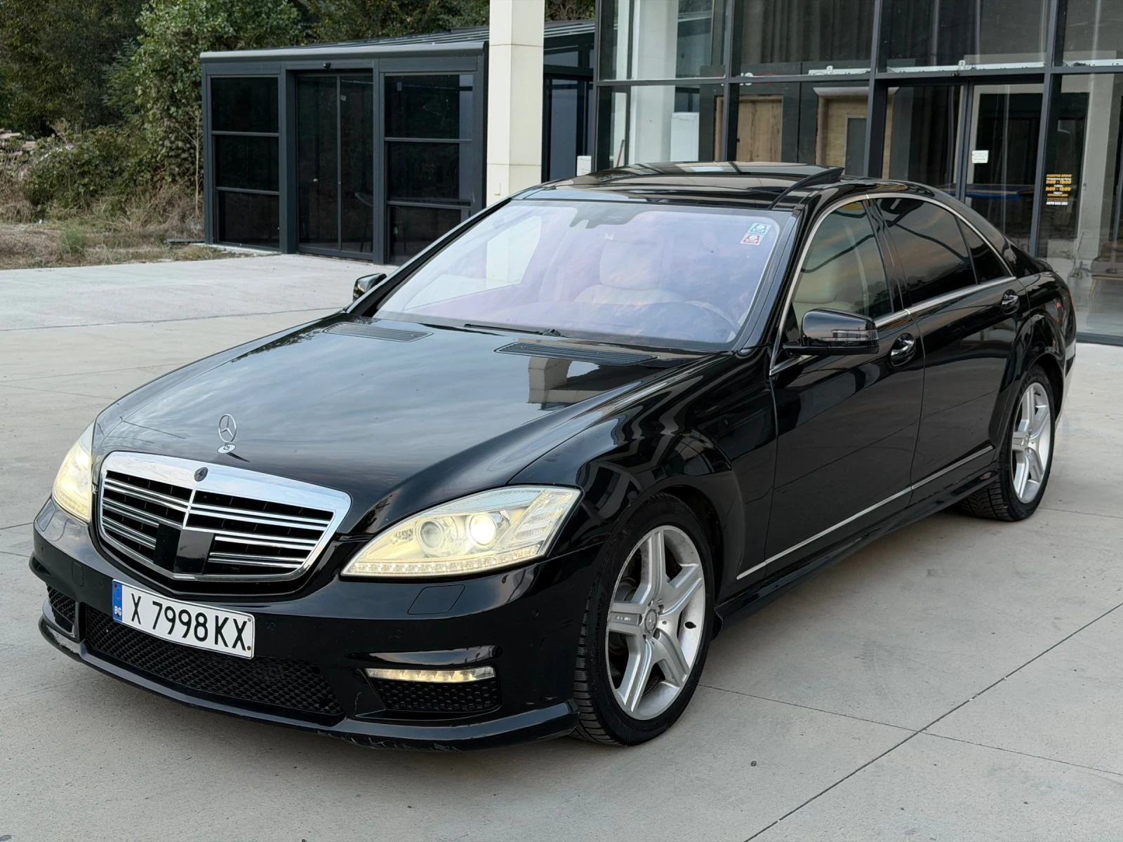 Mercedes-Benz S 320 AMG/Night Vision/Long/3xTV/PANORAMA, снимка 2 - Автомобили и джипове - 56226894