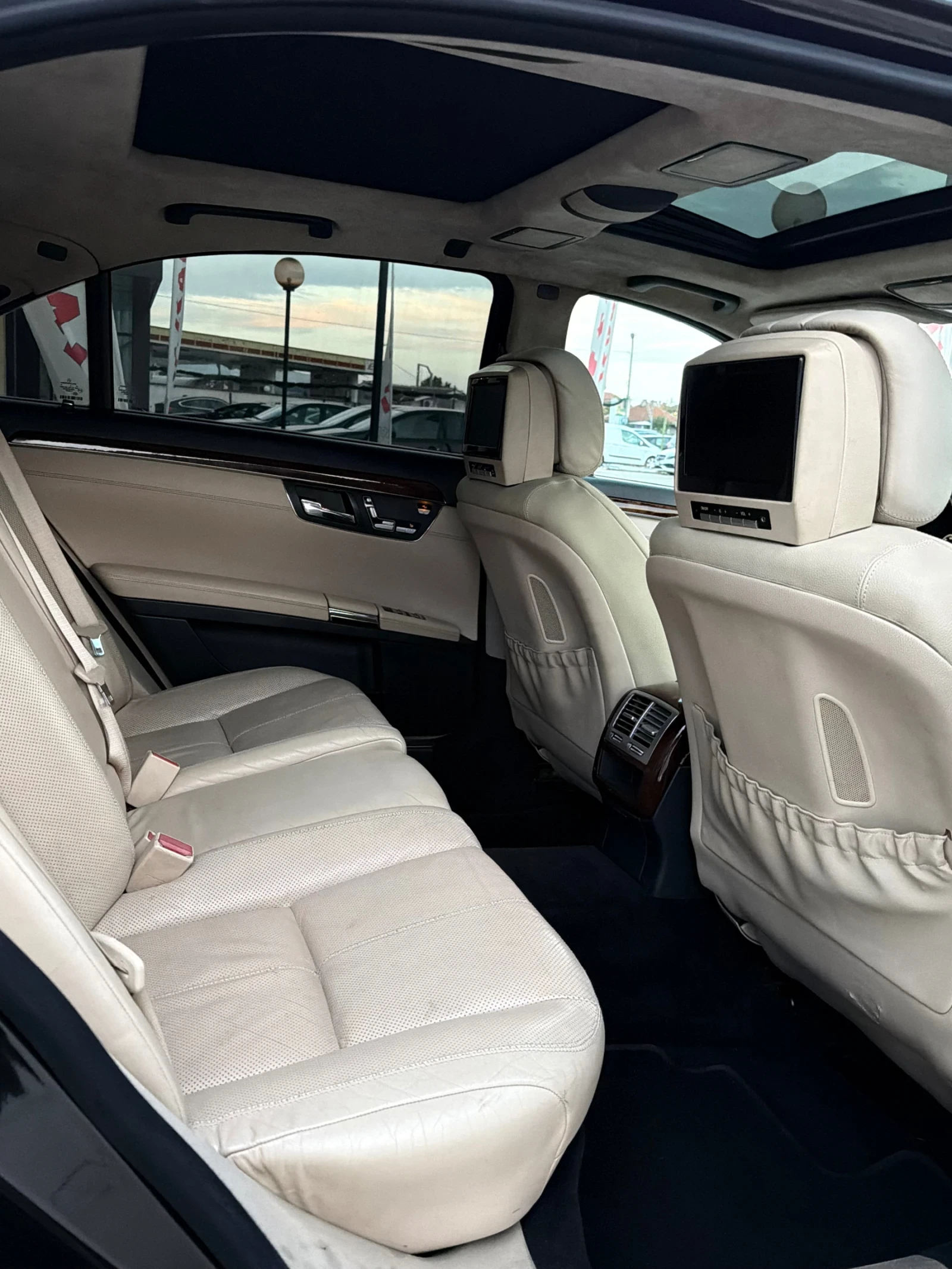 Mercedes-Benz S 320 AMG/Night Vision/Long/3xTV/PANORAMA, снимка 11 - Автомобили и джипове - 56226894