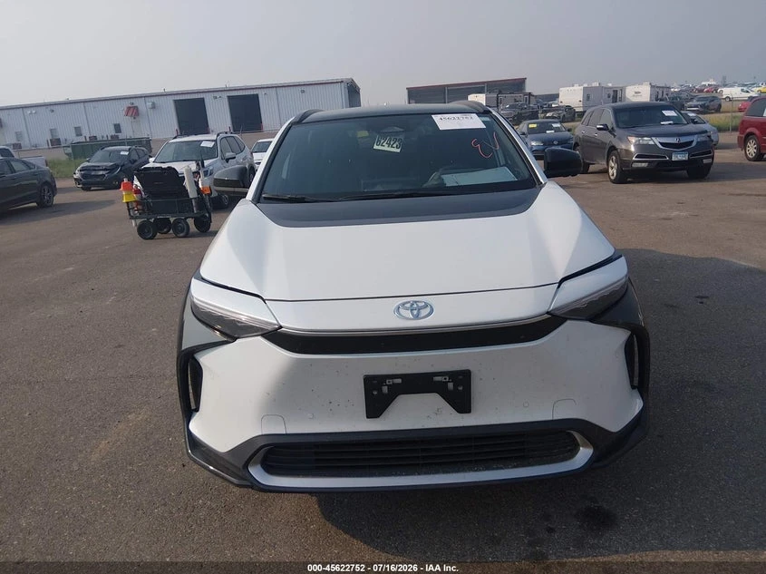 Toyota bZ4X Limited, снимка 12 - Автомобили и джипове - 56320196