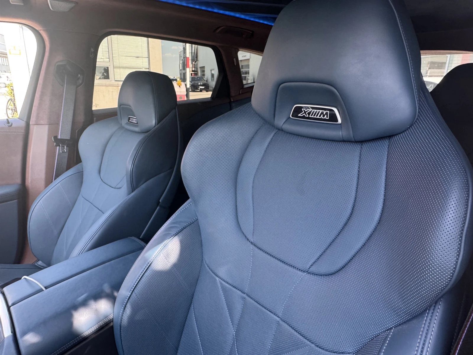BMW XM, снимка 14 - Автомобили и джипове - 56353629
