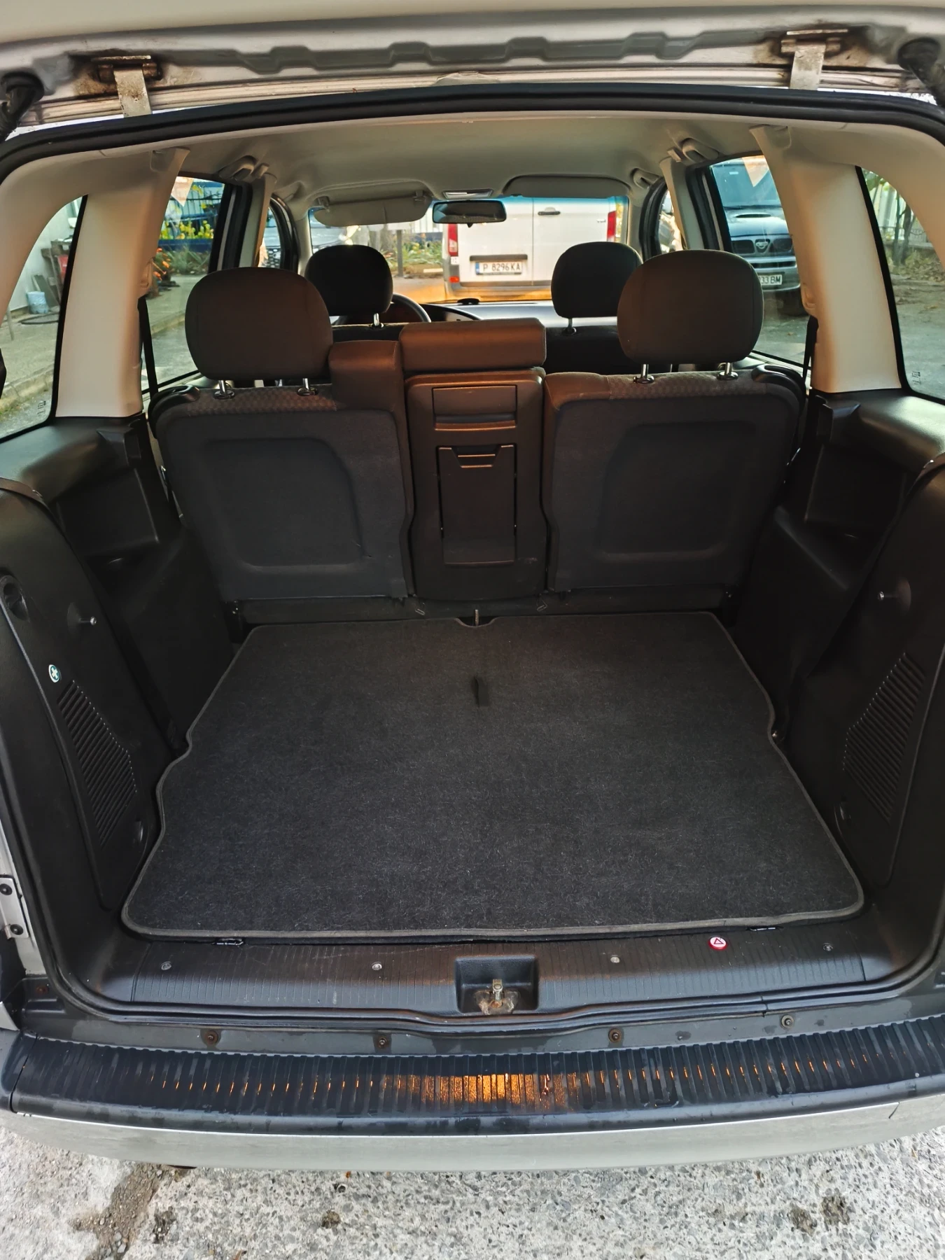Opel Zafira 1.6i, снимка 5 - Автомобили и джипове - 56732336