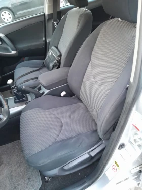 Toyota Rav4 D4D 2.2 136, снимка 8