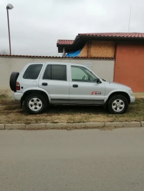 Kia Sportage 2.0, снимка 3