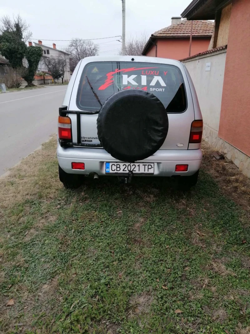 Kia Sportage 2.0, снимка 4 - Автомобили и джипове - 48246929