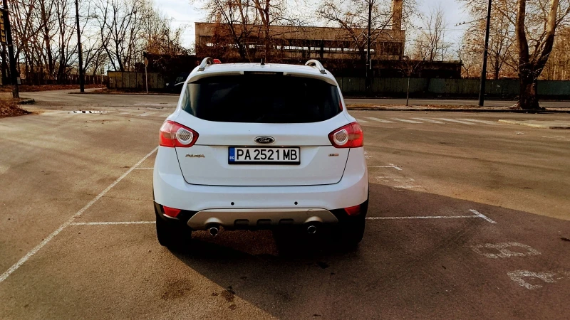 Ford Kuga 2.0.140кс - Titanium , снимка 6 - Автомобили и джипове - 48270902