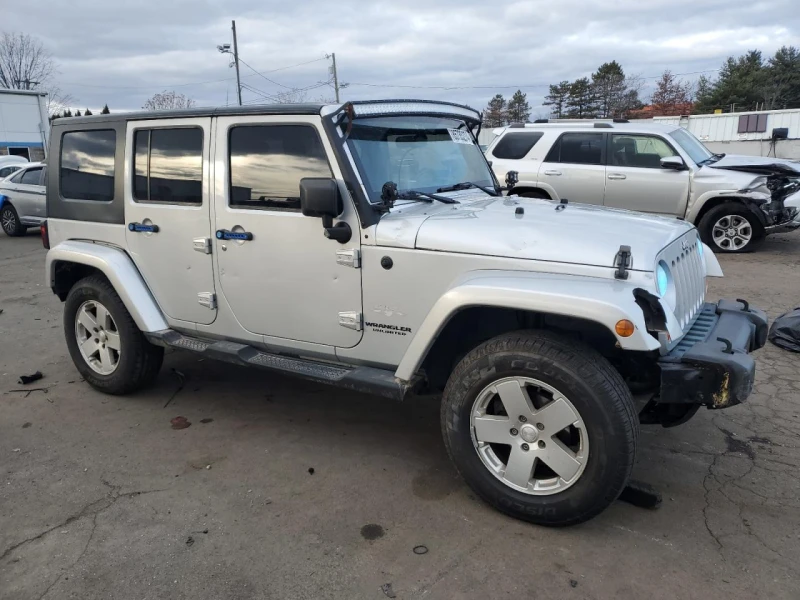 Jeep Wrangler UNLIMITED SAHARA, снимка 4 - Автомобили и джипове - 48740633