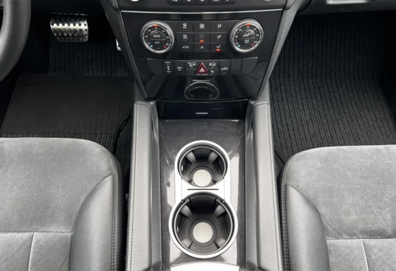 Mercedes-Benz ML 320, снимка 13 - Автомобили и джипове - 52060639