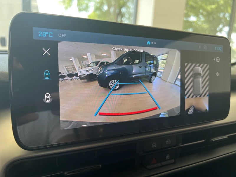 Jeep Avenger AVENGER SUMMIT BEV 54 kWh 115 kW 156 hp 400 km, снимка 16 - Автомобили и джипове - 51590444