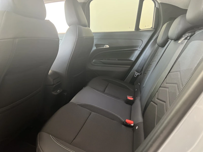 Jeep Avenger AVENGER SUMMIT BEV 54 kWh 115 kW 156 hp 400 km, снимка 13 - Автомобили и джипове - 51590444