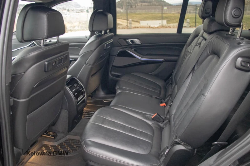 BMW X7 M* SPORT* HARMON* KARDON* ВАКУУМ* ХЕДЪП* , снимка 14 - Автомобили и джипове - 53473645