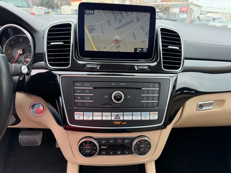 Mercedes-Benz GLE 350 D AMG ОБДУХВАНЕ HARMAN KARDON PANO DISTRONIC TOP  , снимка 11 - Автомобили и джипове - 53514670