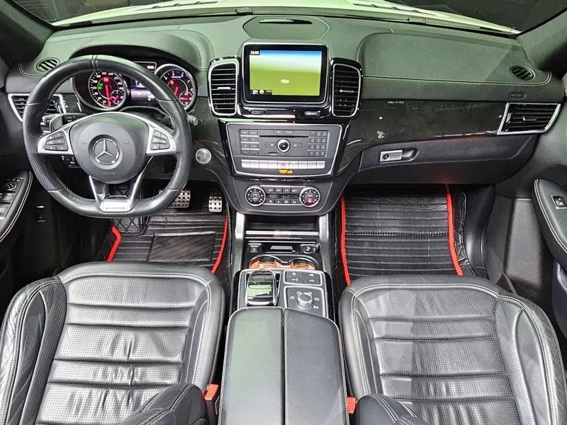 Mercedes-Benz GLE AMG 4MATIC, снимка 7 - Автомобили и джипове - 55562870