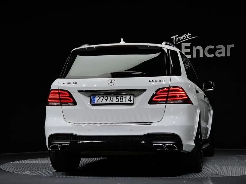 Mercedes-Benz GLE AMG 4MATIC, снимка 4 - Автомобили и джипове - 55562870