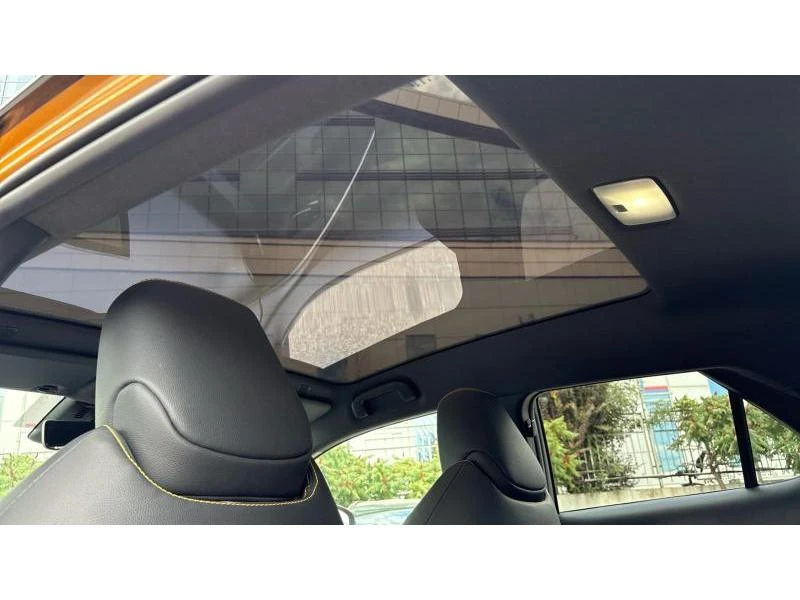 Toyota C-HR 2.0HSD PREMIERE EDITION AWD, снимка 13 - Автомобили и джипове - 56221569