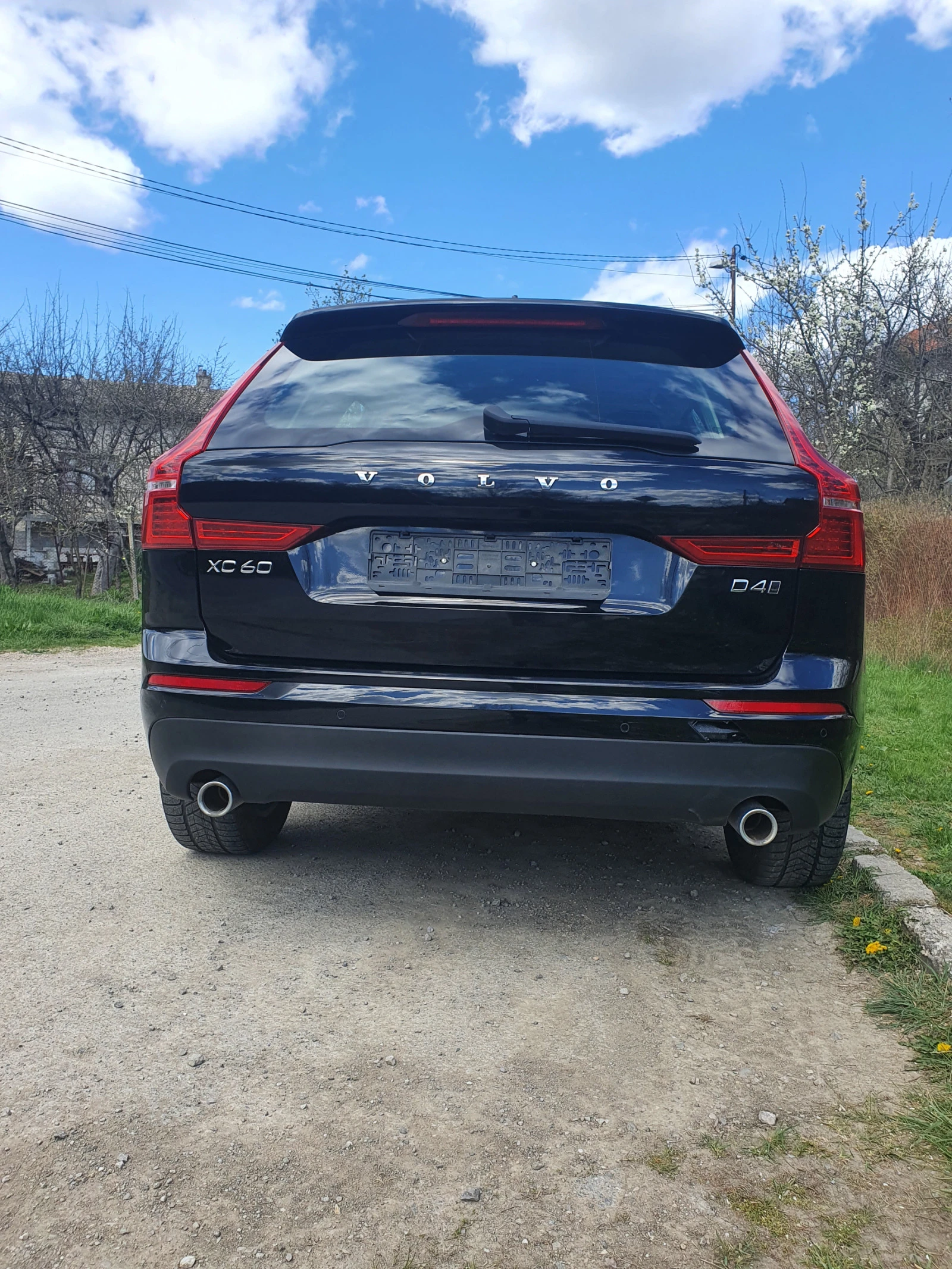 Volvo XC60 D4 - изображение 3