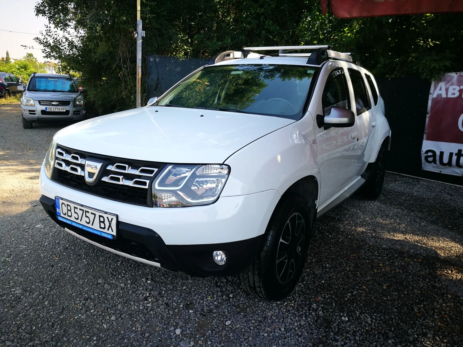 Dacia Duster 1.6i 4x4 LPG - изображение 3