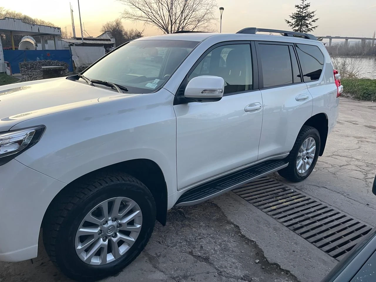Toyota Land cruiser Нов - изображение 2
