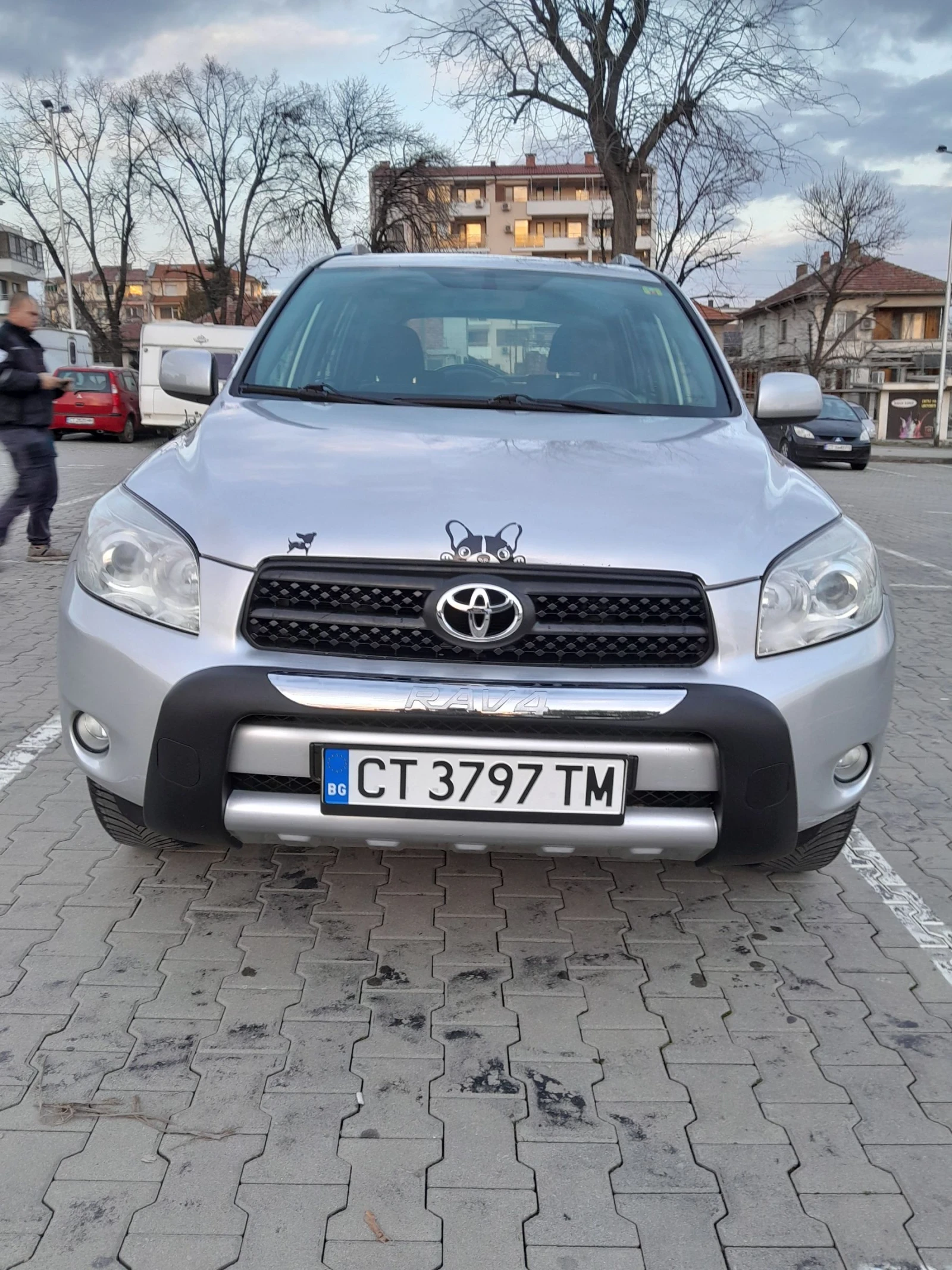 Toyota Rav4 D4D 2.2 136 - изображение 5