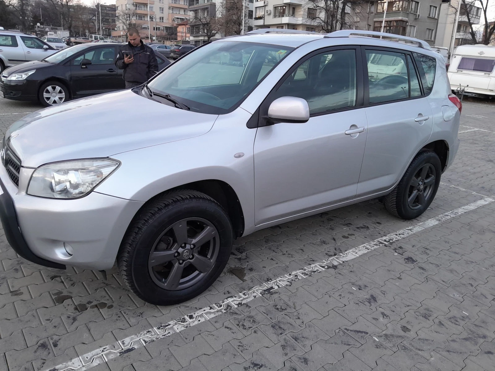 Toyota Rav4 D4D 2.2 136 - изображение 2