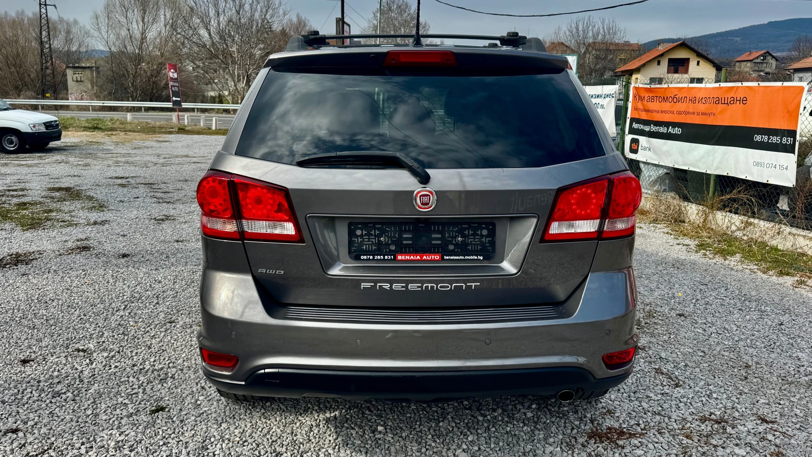 Fiat Freemont 4х4 Автоматик колата е на реални километри със сер, снимка 7 - Автомобили и джипове - 54043936