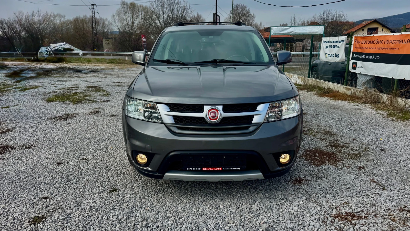 Fiat Freemont 4х4 Автоматик колата е на реални километри със сер, снимка 2 - Автомобили и джипове - 54043936