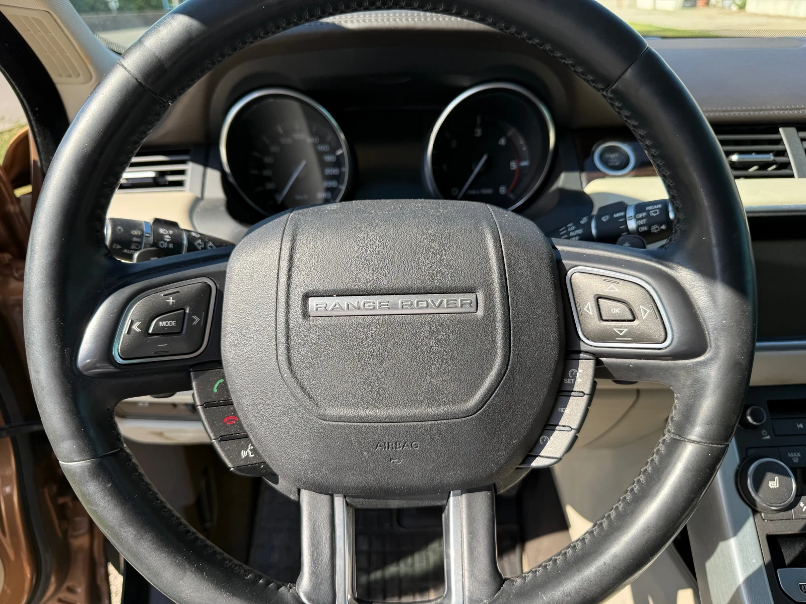 Land Rover Range Rover Evoque 2.2 TD4 Панорама , снимка 11 - Автомобили и джипове - 54916502