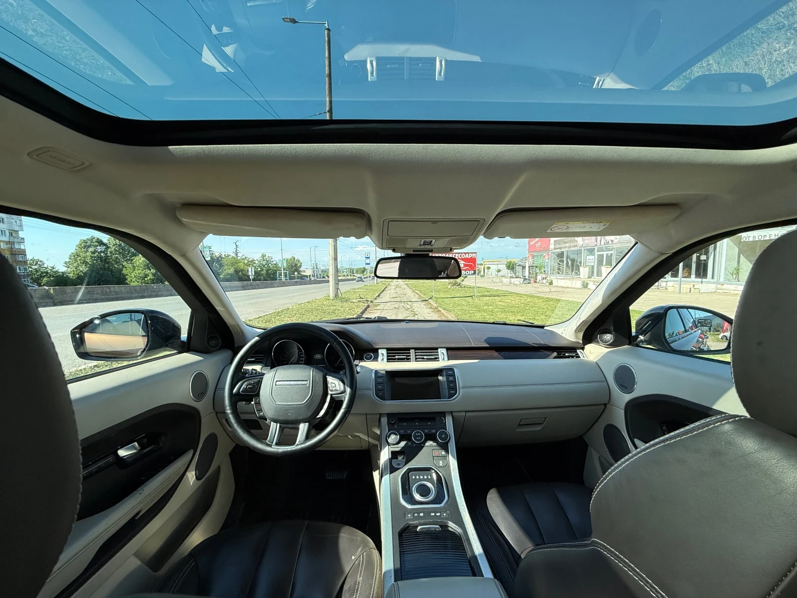 Land Rover Range Rover Evoque 2.2 TD4 Панорама , снимка 6 - Автомобили и джипове - 54916502