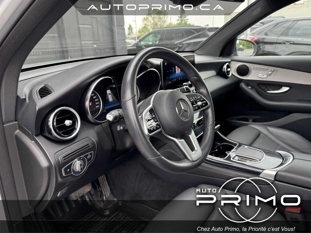 Mercedes-Benz GLC * PANORAMA * AWD * Автокредит (Цена до България), снимка 6 - Автомобили и джипове - 55101754