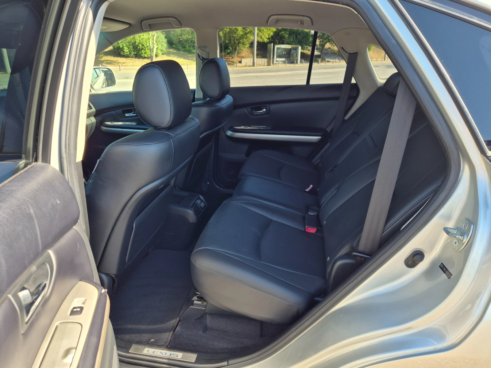 Lexus RX 400h 3.3i, снимка 11 - Автомобили и джипове - 55274608