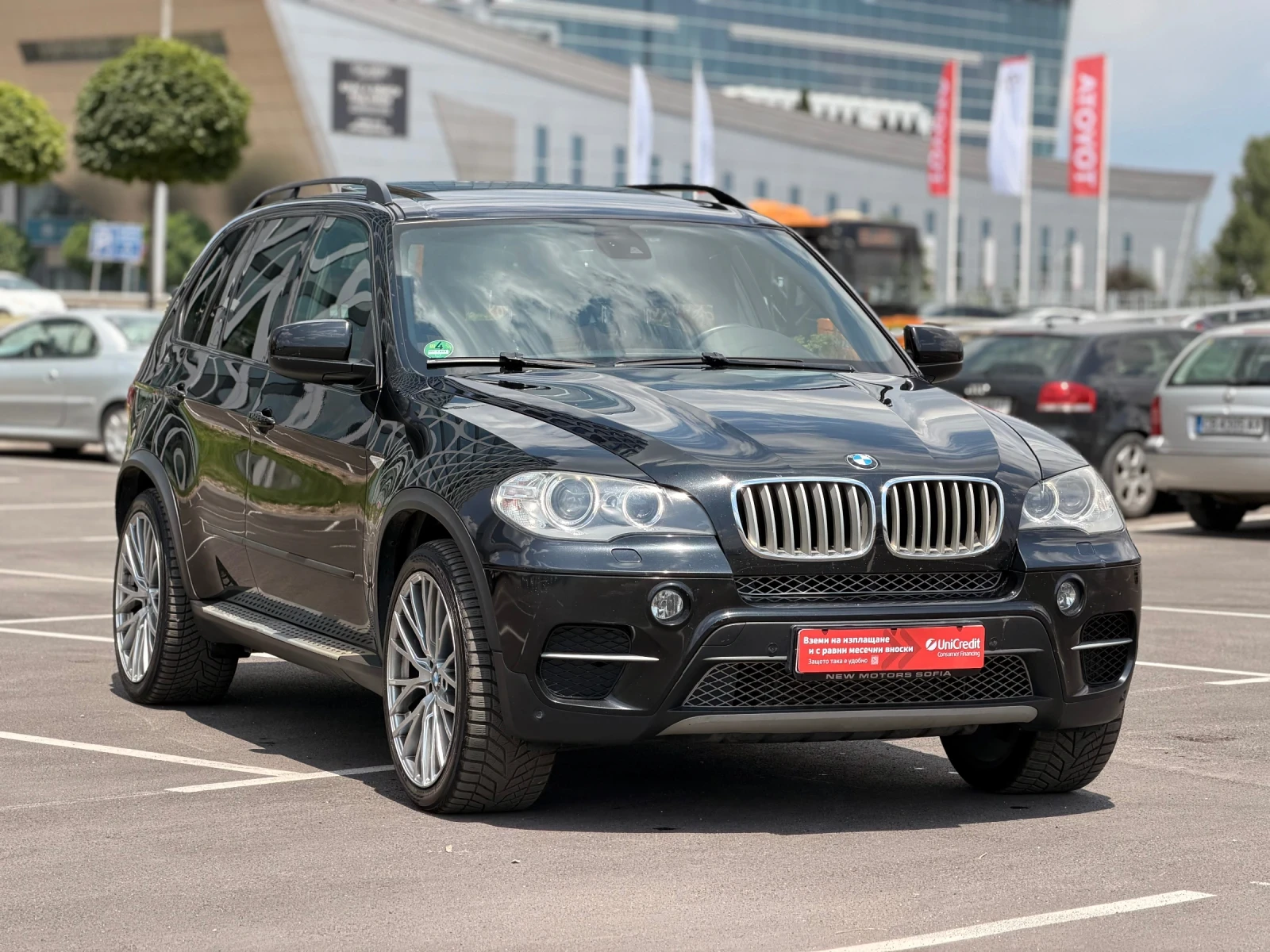 BMW X5 4.0d-Sport packet-лизинг през Уникредит , снимка 3 - Автомобили и джипове - 55323043