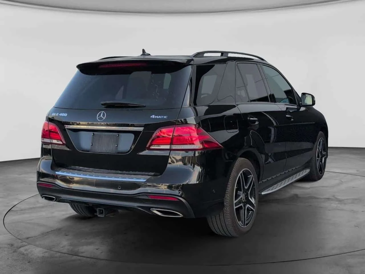 Mercedes-Benz GLE 400 ОБДУХВАНЕ* H/K* DIS* ЦЕНА ДО БЪЛГАРИЯ* , снимка 4 - Автомобили и джипове - 55477406