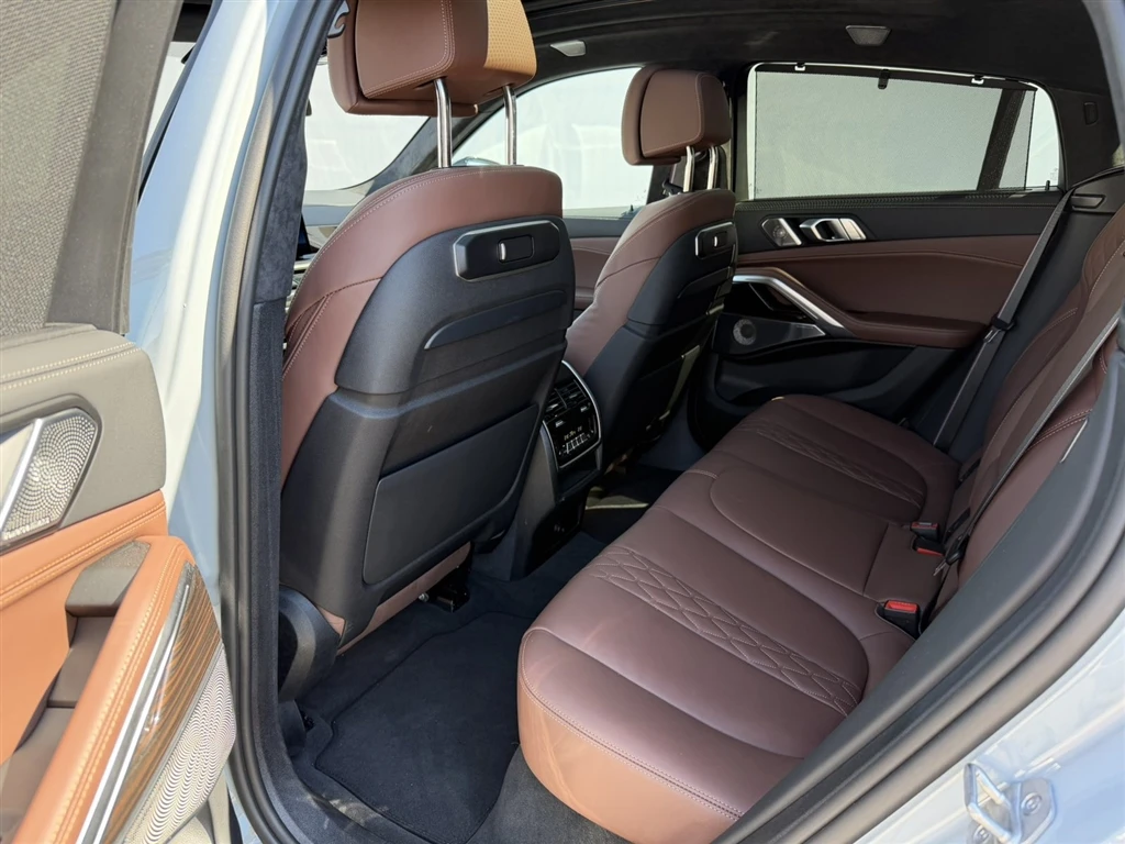 BMW X6 xDrive40d M Sport, снимка 10 - Автомобили и джипове - 55895552
