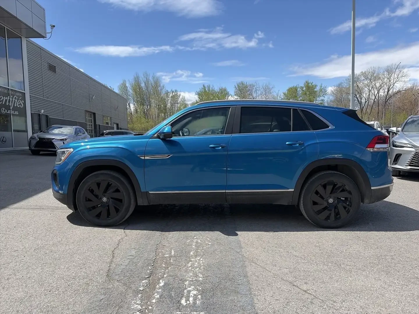 VW Atlas SEL* 4MOTION* CROSS SPORT, снимка 4 - Автомобили и джипове - 56006799