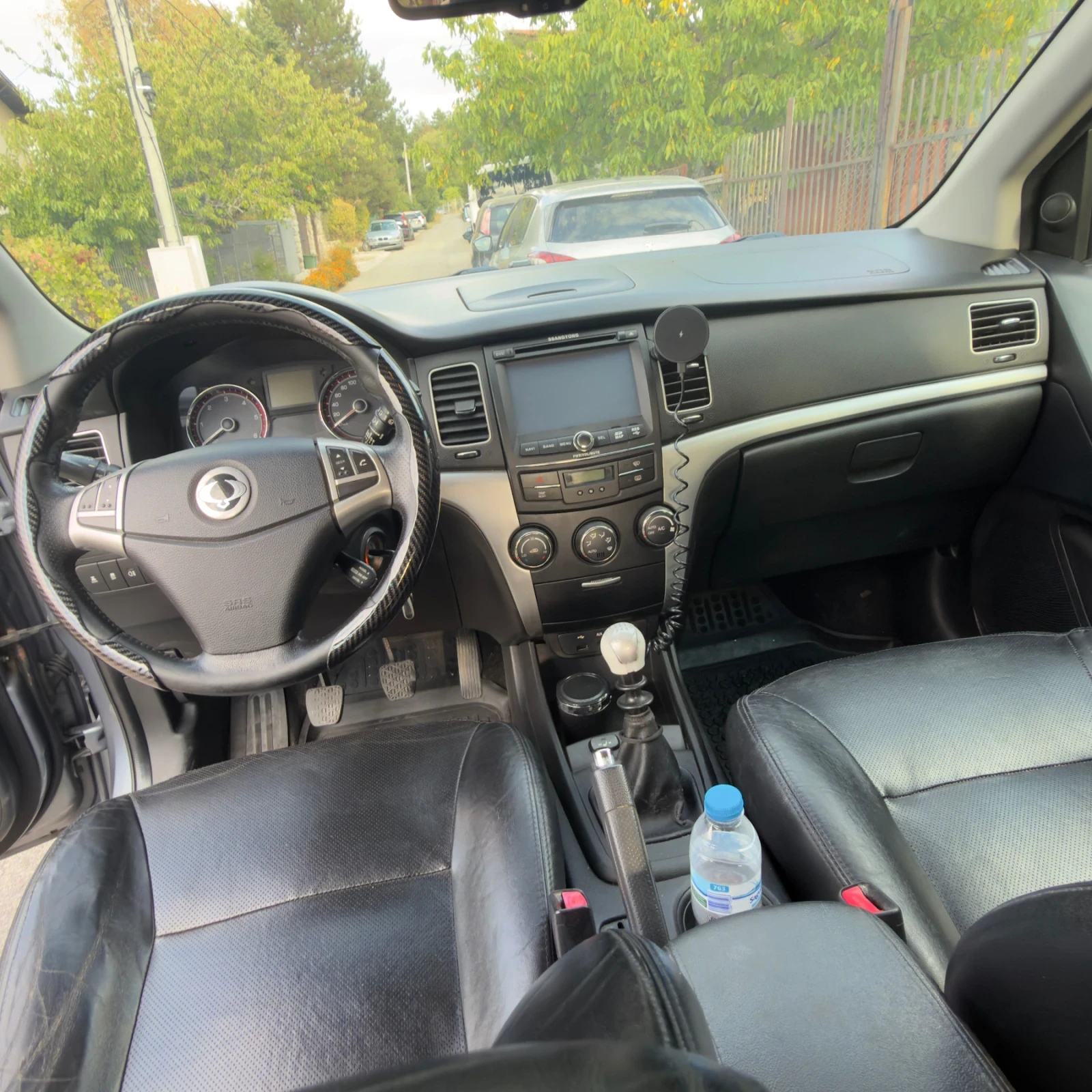 SsangYong Korando 2.0D* 4X4* 175k.c.* КОЖА* КАМЕРА* , снимка 8 - Автомобили и джипове - 56154982