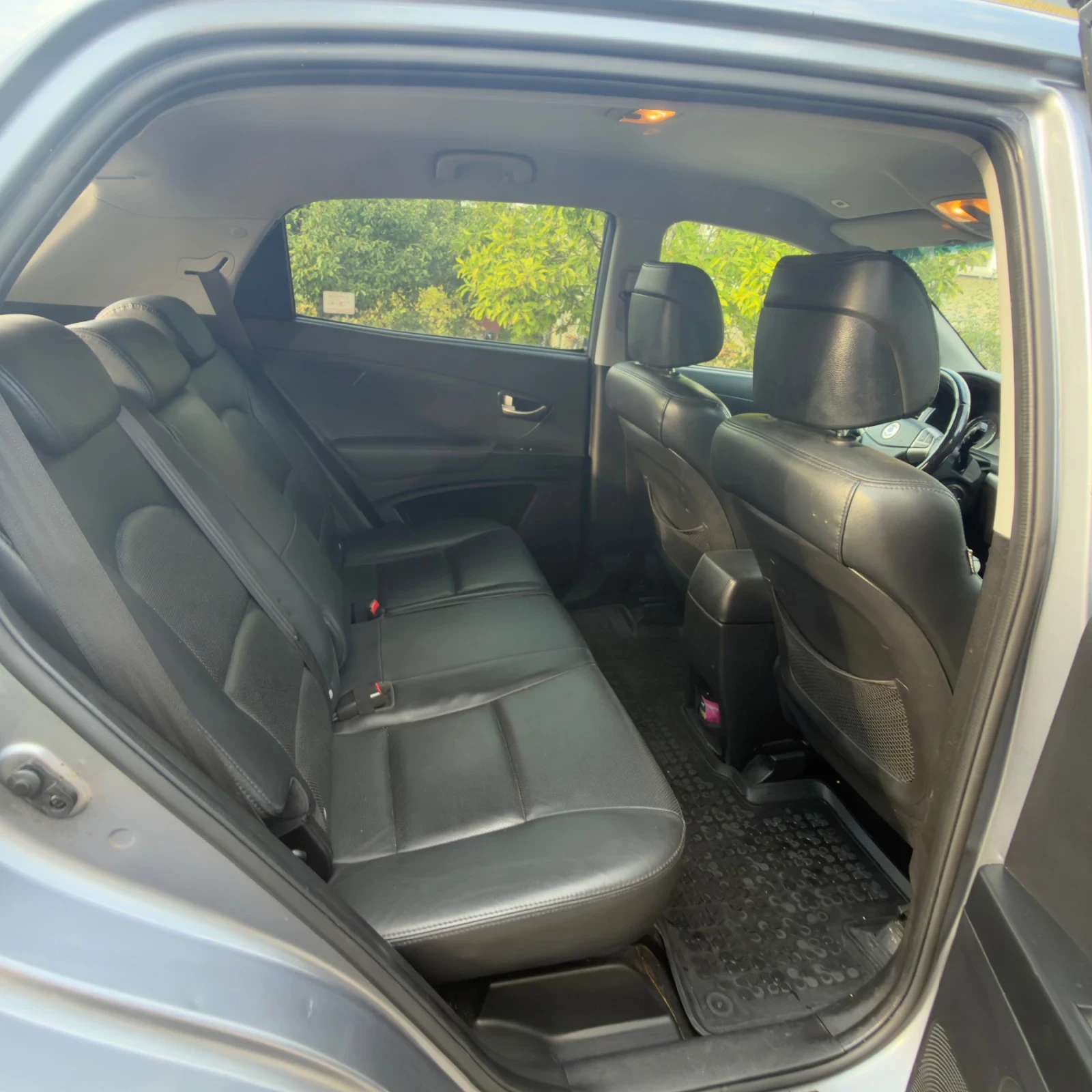SsangYong Korando 2.0D* 4X4* 175k.c.* КОЖА* КАМЕРА* , снимка 13 - Автомобили и джипове - 56154982