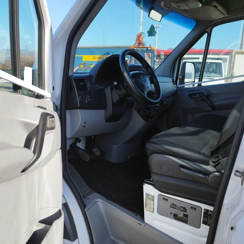 Mercedes-Benz Sprinter 419 CDI/190к.с/до 3.5т/Евро 6/Клима, снимка 5 - Бусове и автобуси - 49000806