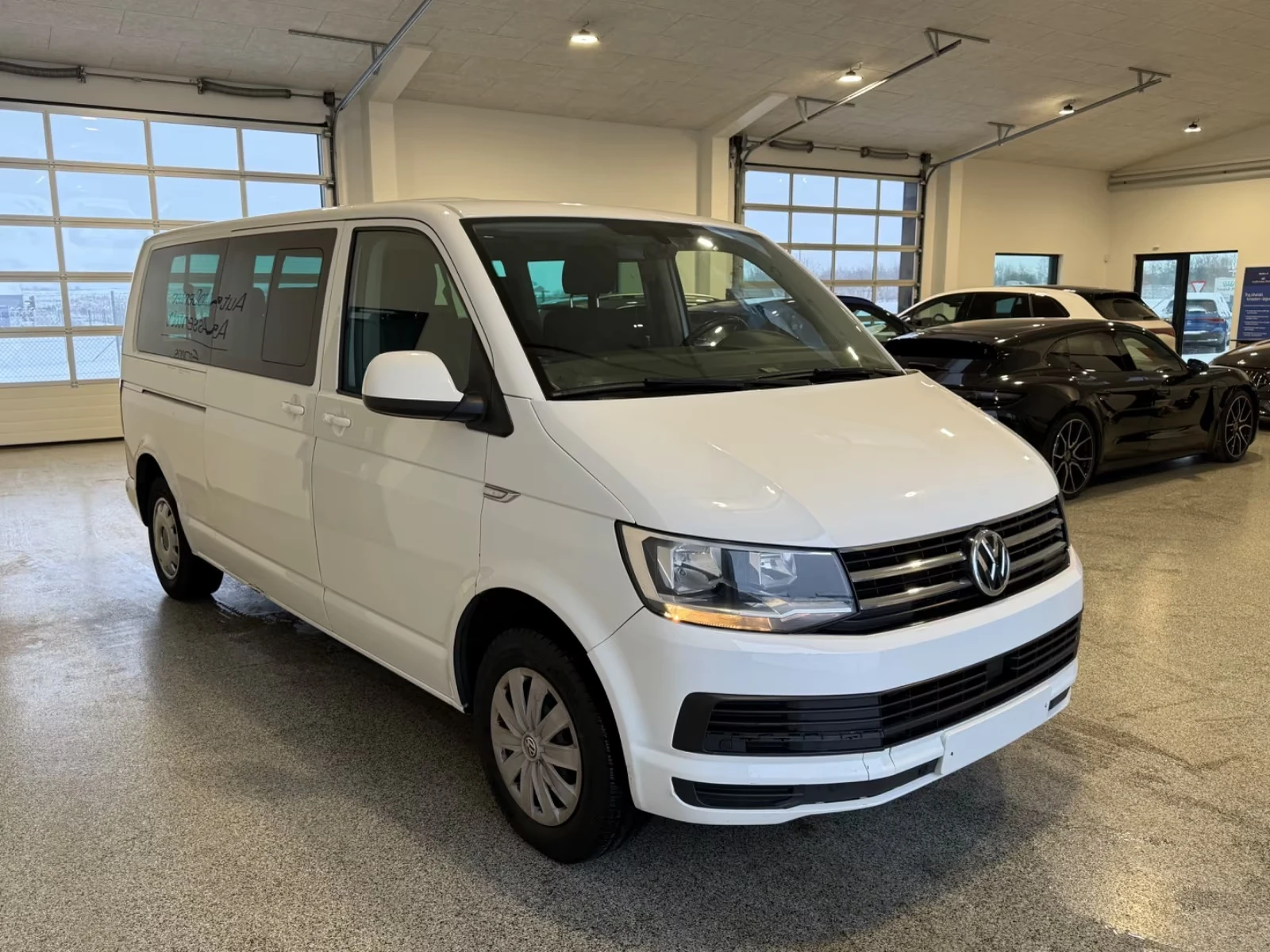 VW T6  Caravelle 2.0 TDI DSG LONG  | Auto.bg — изображение 1