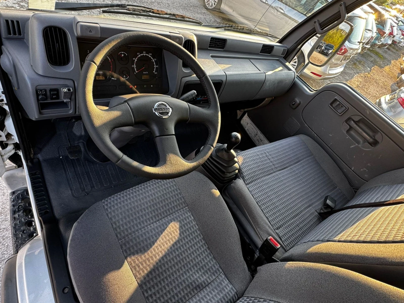 Nissan Capstar 3.0 TD, 128�.�. | Mobile.bg � ����������� 11