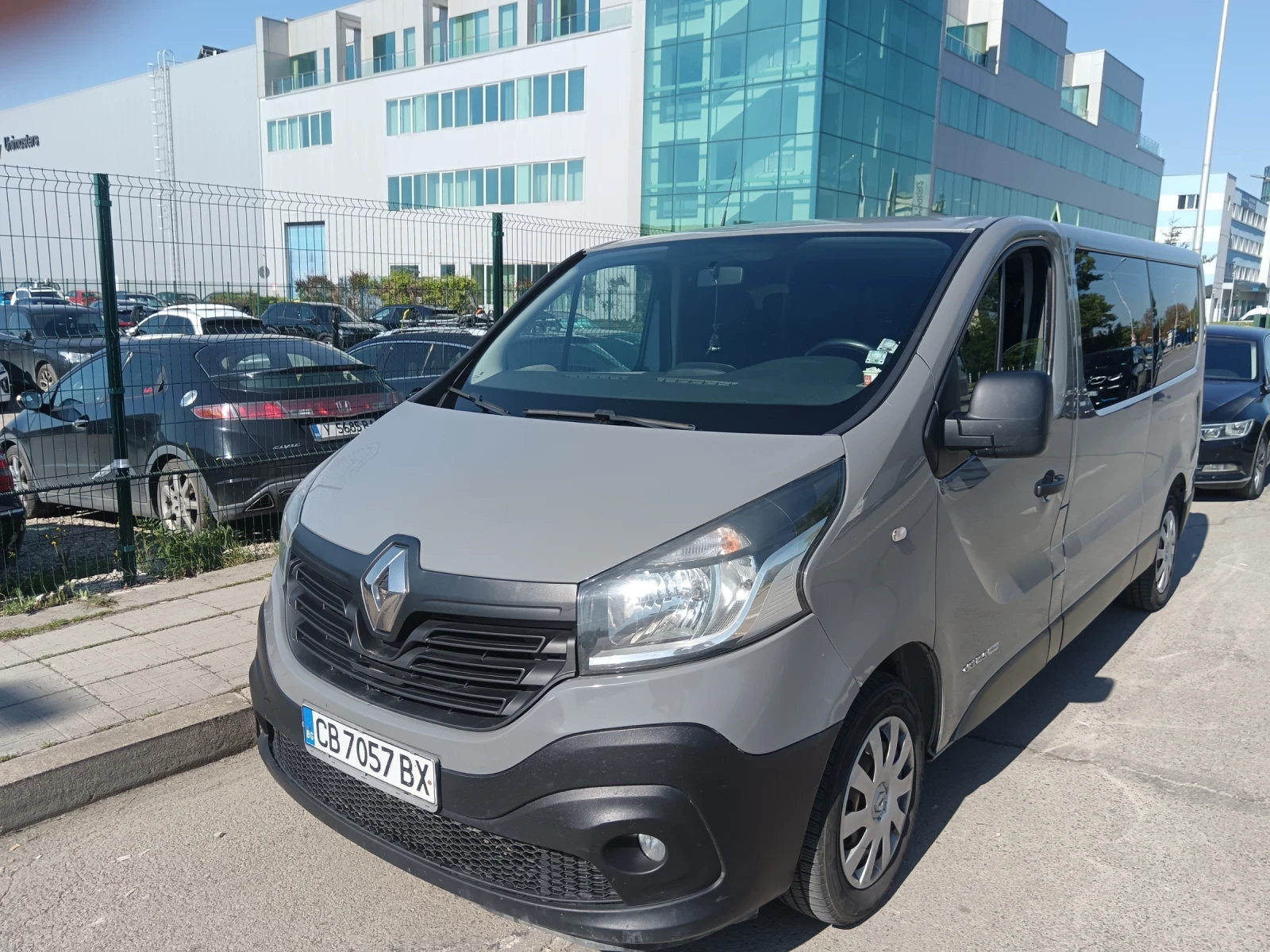 Renault Trafic 1.6 DCI, снимка 2 - Бусове и автобуси - 54573288