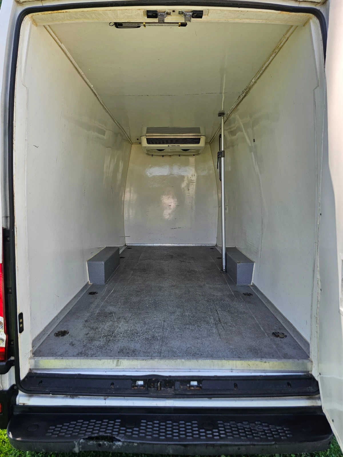 Iveco 35S18, снимка 4 - Бусове и автобуси - 55381116