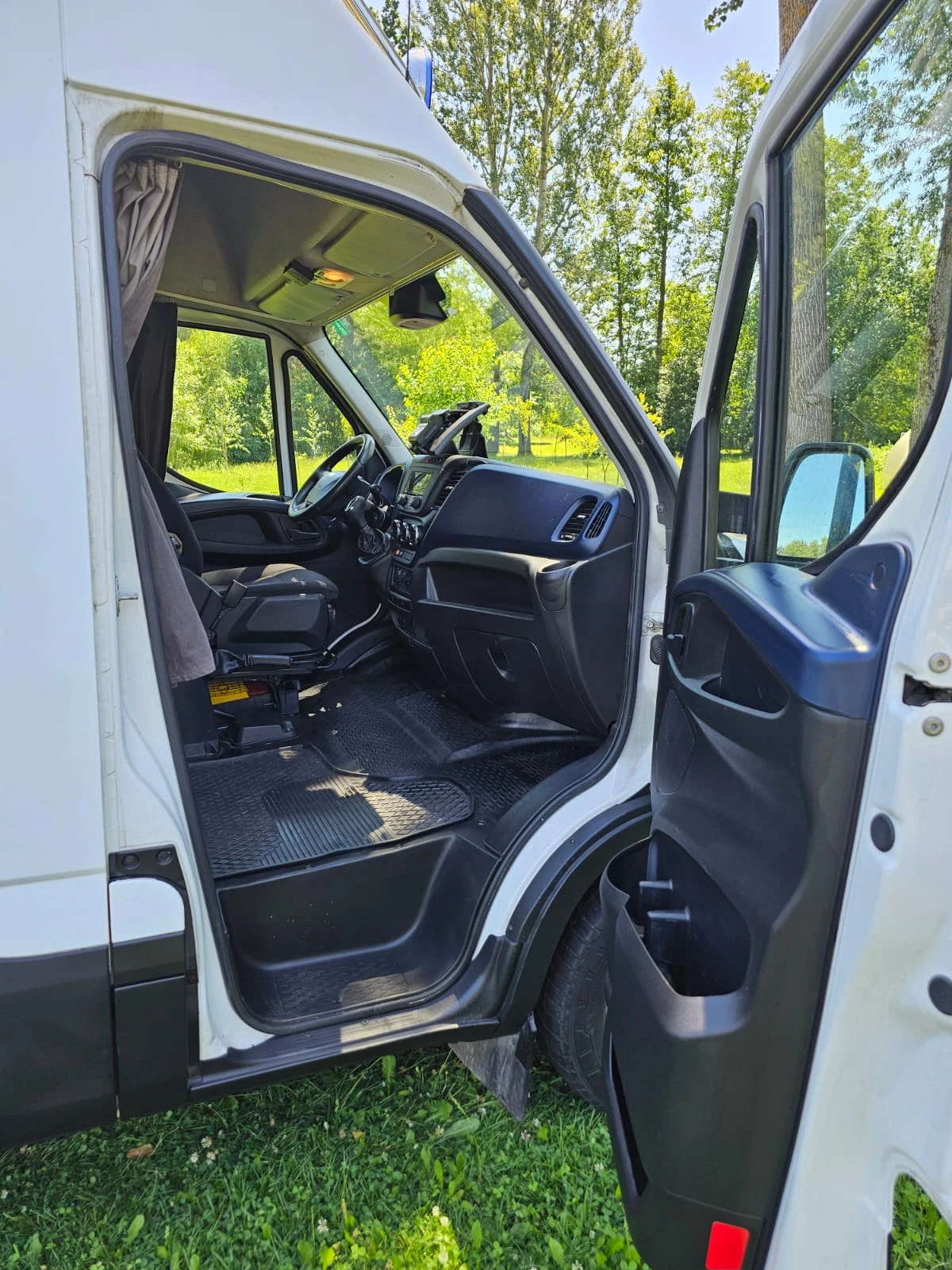 Iveco 35S18, снимка 16 - Бусове и автобуси - 55381116
