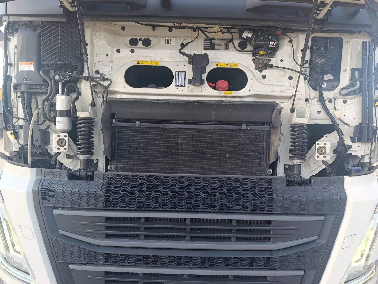 Volvo Fh  - изображение 8