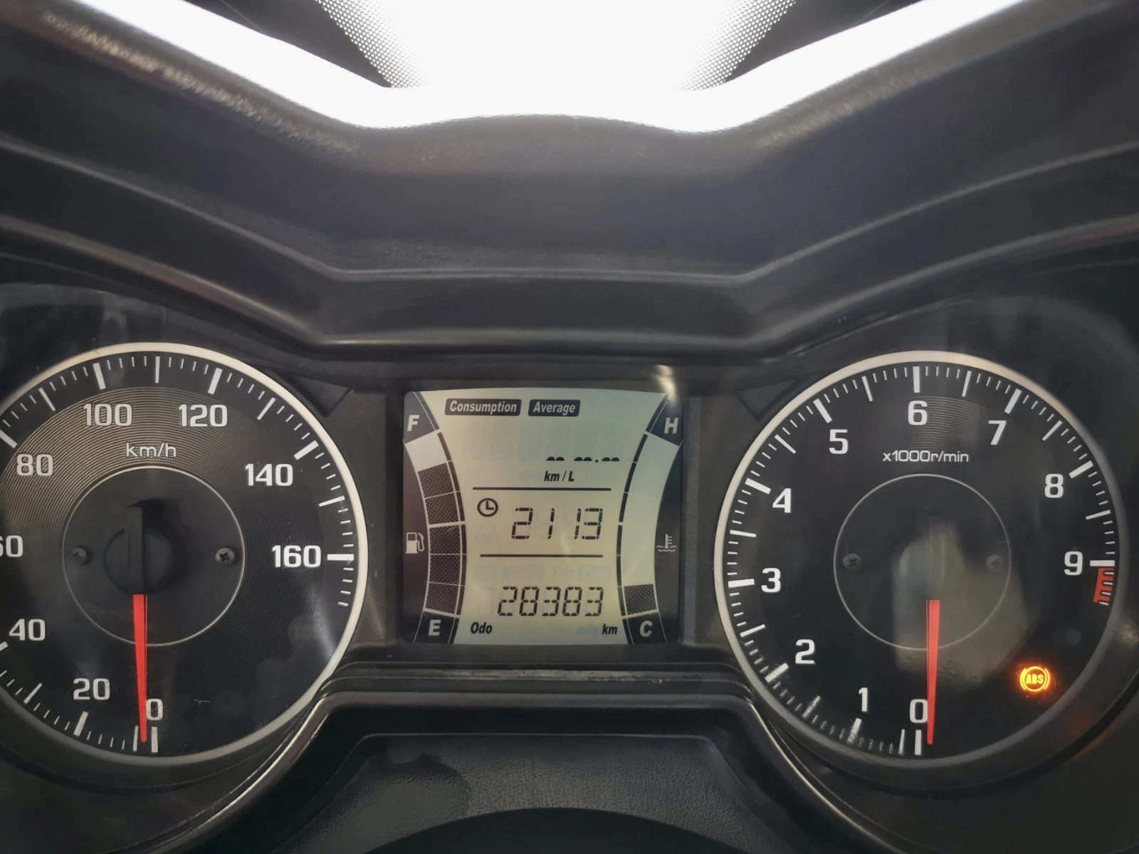 Yamaha X-max 300i ABS/TC/LED 04.2018г., снимка 2 - Мотоциклети и мототехника - 54037398